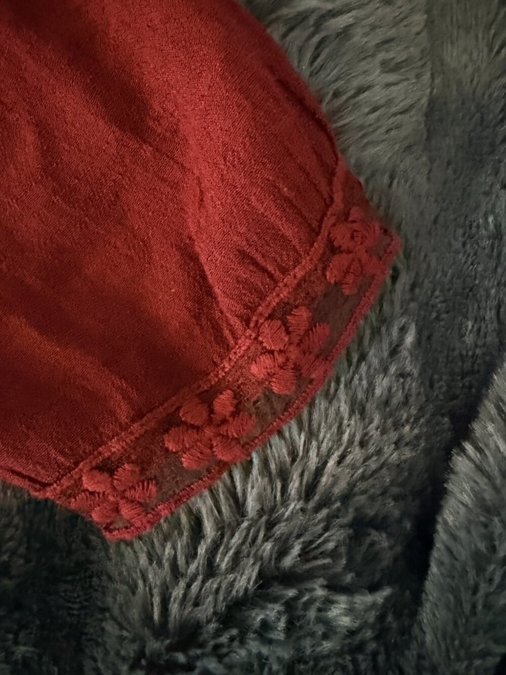 MINE Burgundy Wine Red Lace Yoke Blouse L Cottagecore Romantic Boho Festival - Picture 12 of 15